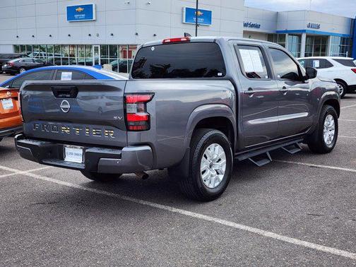 2023 Nissan Frontier SV