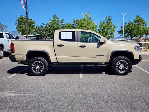 Sand Dune Metallic 2022 Chevrolet Colorado ZR2