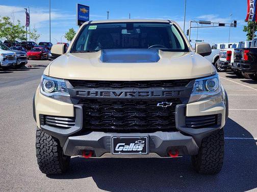 Sand Dune Metallic 2022 Chevrolet Colorado ZR2