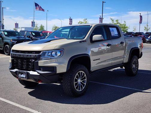 Sand Dune Metallic 2022 Chevrolet Colorado ZR2