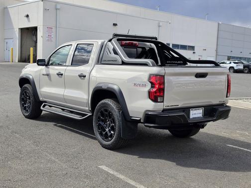 White Sands 2026 Chevrolet Colorado Trail Boss