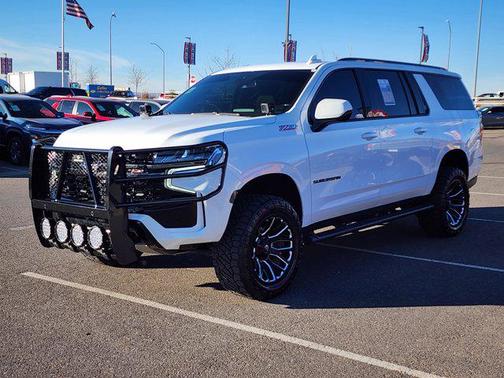2022 Chevrolet Suburban 4WD Z71