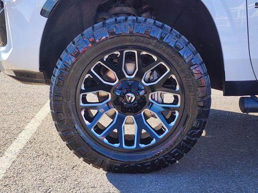 2022 Chevrolet Suburban 4WD Z71