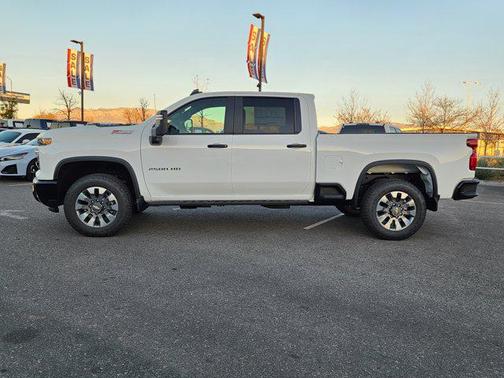 2026 Chevrolet Silverado 2500 Custom