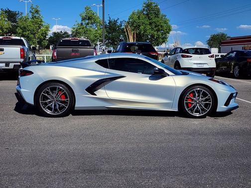 Silver Flare Metallic 2023 Chevrolet Corvette Stingray w/3LT