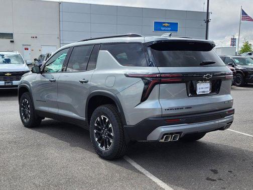 Sterling Gray Metallic 2026 Chevrolet Traverse AWD Z71