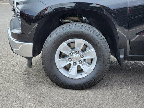 Black 2025 Chevrolet Silverado 1500 LT