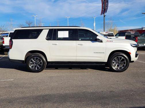 2024 Chevrolet Suburban 4WD Z71