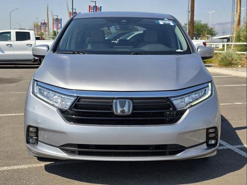 Silver 2022 Honda Odyssey Elite