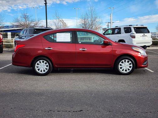 2018 Nissan Versa 1.6 SV