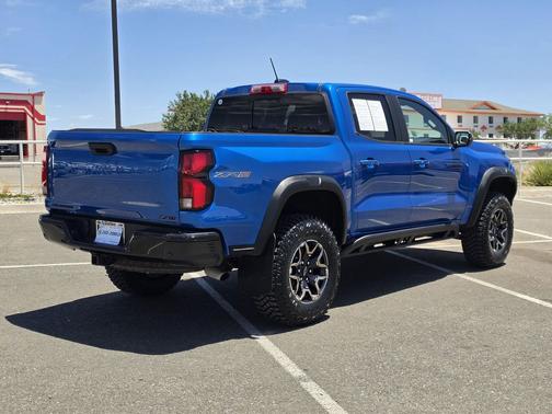 Glacier Blue Metallic 2023 Chevrolet Colorado ZR2