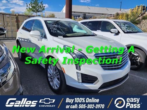 Crystal White Tricoat 2017 Cadillac XT5 Platinum