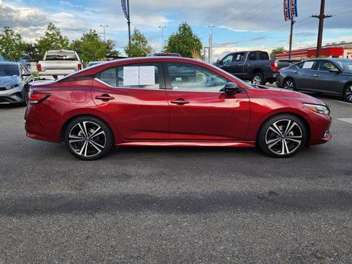 2022 Nissan Sentra SR