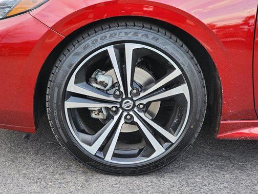 2022 Nissan Sentra SR
