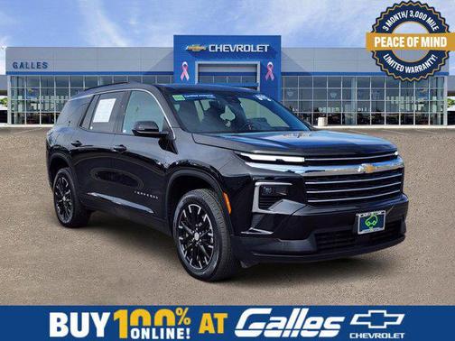 Mosaic Black Metallic 2025 Chevrolet Traverse LT