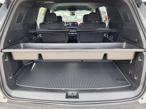 Sterling Gray Metallic 2026 Chevrolet Traverse LT