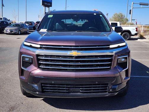 Stardust Metallic 2025 Chevrolet Traverse High Country