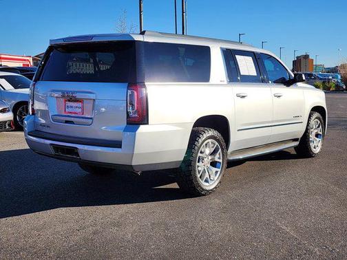 2018 GMC Yukon XL SLT