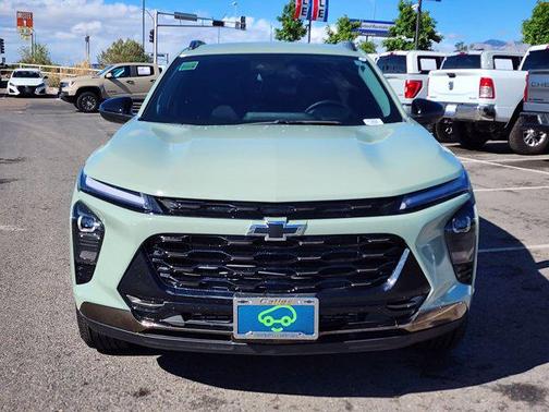 Cacti Green 2025 Chevrolet Trax FWD ACTIV