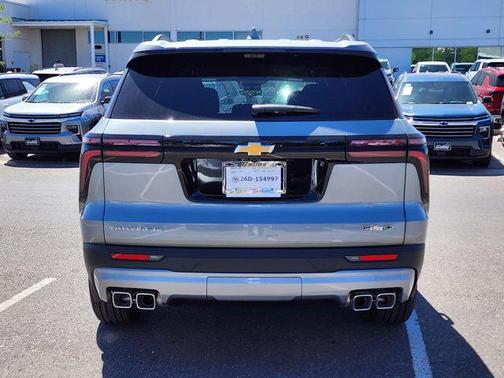 Sterling Gray Metallic 2026 Chevrolet Traverse LT