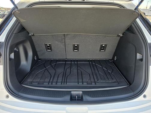 Summit White 2027 Chevrolet Bolt LT FWD