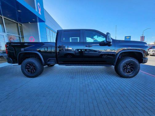 2026 Chevrolet Silverado 2500 ZR2