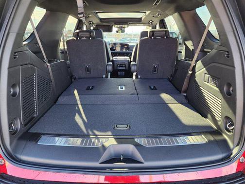 2026 Chevrolet Tahoe 4WD RST