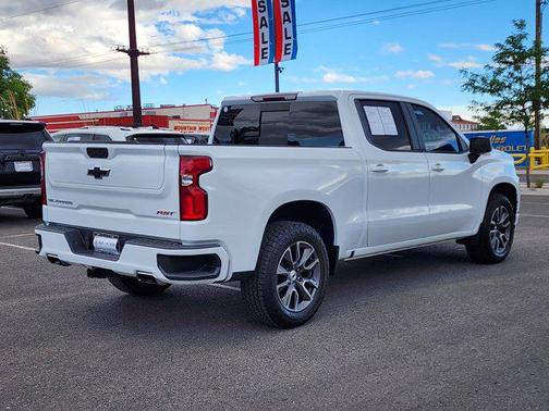 Summit White 2021 Chevrolet Silverado 1500 RST