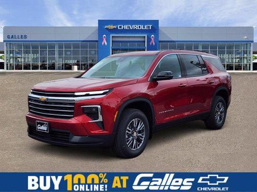 Radiant Red Tintcoat 2026 Chevrolet Traverse LT