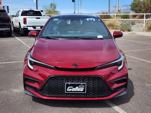Ruby Flare Pearl/Midnight Black Metallic 2024 Toyota Corolla XSE