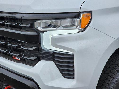 Summit White 2026 Chevrolet Silverado 1500 LT Trail Boss
