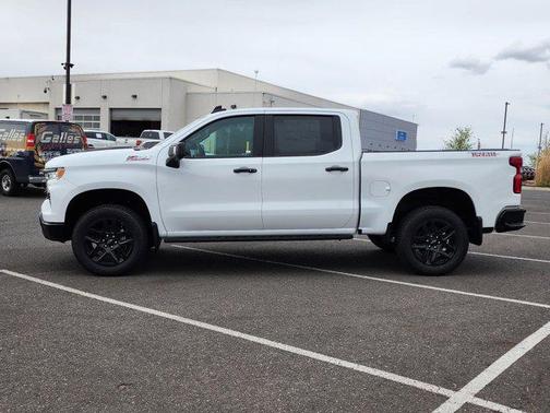 Summit White 2026 Chevrolet Silverado 1500 LT Trail Boss