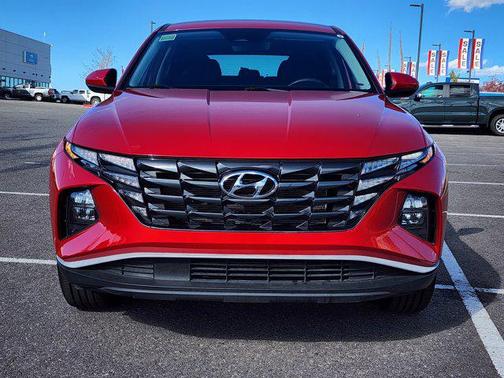 2023 Hyundai TUCSON SE