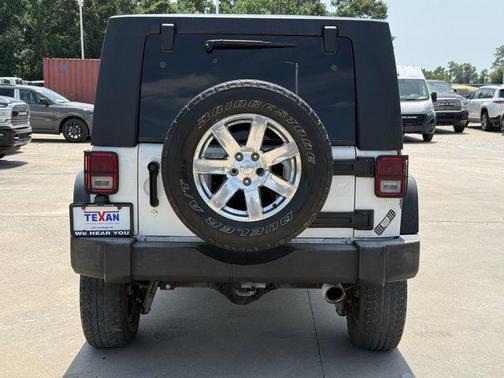 Stone White 2008 Jeep Wrangler Unlimited X