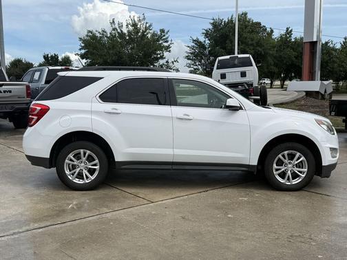 Summit White 2017 Chevrolet Equinox 1LT