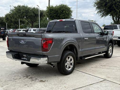 CARBONIZED GRAY METALLIC 2024 Ford F-150 XLT