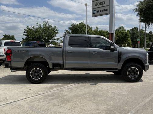 CARBONIZED GRAY 2024 Ford F-250 Lariat