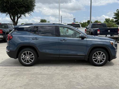 Downpour Metallic 2024 GMC Terrain SLT