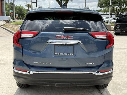 Downpour Metallic 2024 GMC Terrain SLT
