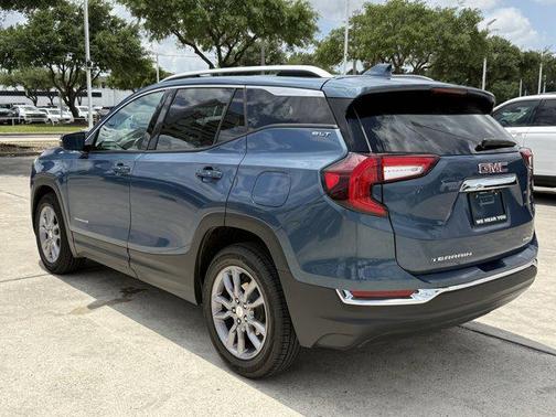 Downpour Metallic 2024 GMC Terrain SLT
