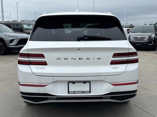 Uyuni White 2025 Genesis GV80 2.5T