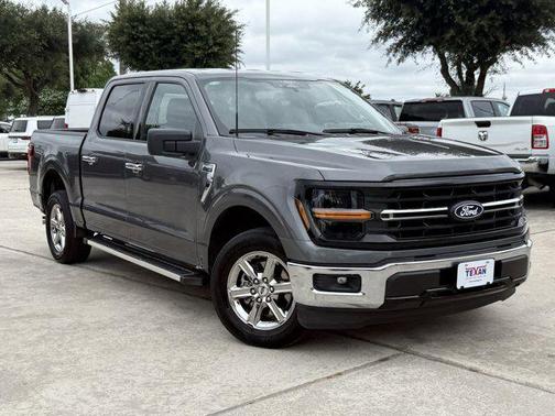 CARBONIZED GRAY METALLIC 2025 Ford F-150 XLT