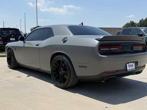 Destroyer Gray Clearcoat 2023 Dodge Challenger SRT Hellcat
