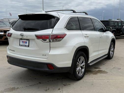 Blizzard Pearl 2015 Toyota Highlander XLE
