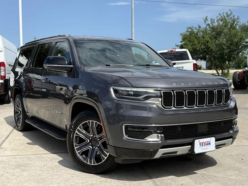 Baltic Gray Metallic Clearcoat 2024 Jeep Wagoneer L Series II
