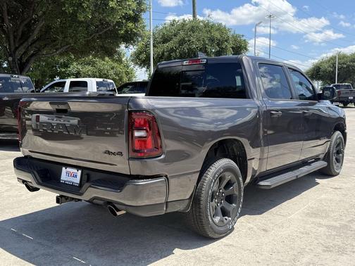 Granite Crystal Metallic Clearcoat 2026 RAM 1500 Express