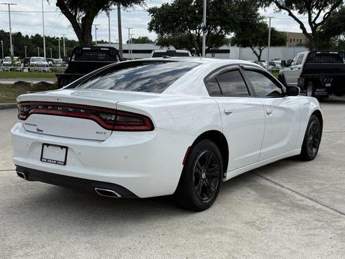 White Knuckle Clearcoat 2018 Dodge Charger SXT