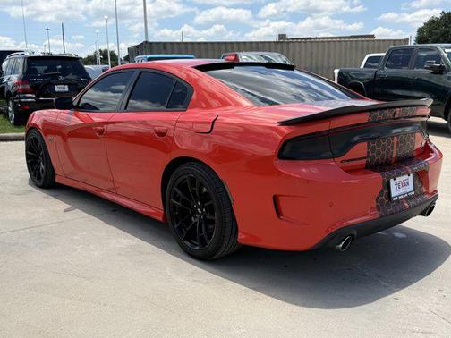 Go Mango 2021 Dodge Charger Scat Pack