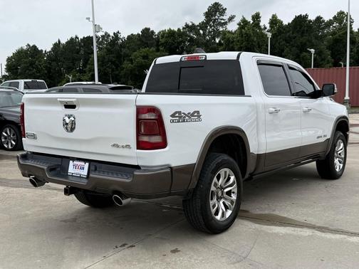 Ivory White Tri-Coat Pearlcoat 2020 RAM 1500 Longhorn