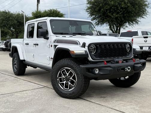 Bright White Clearcoat 2026 Jeep Gladiator Shadow Ops